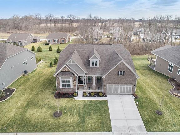 2nd image of 6175 N Rolling Rock Ln