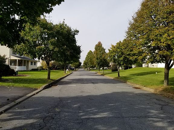4th image of 4114 Scherman Blvd