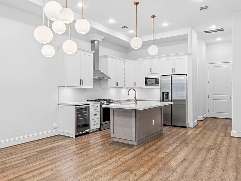 4744 Aftonshire Dr — Photo 9