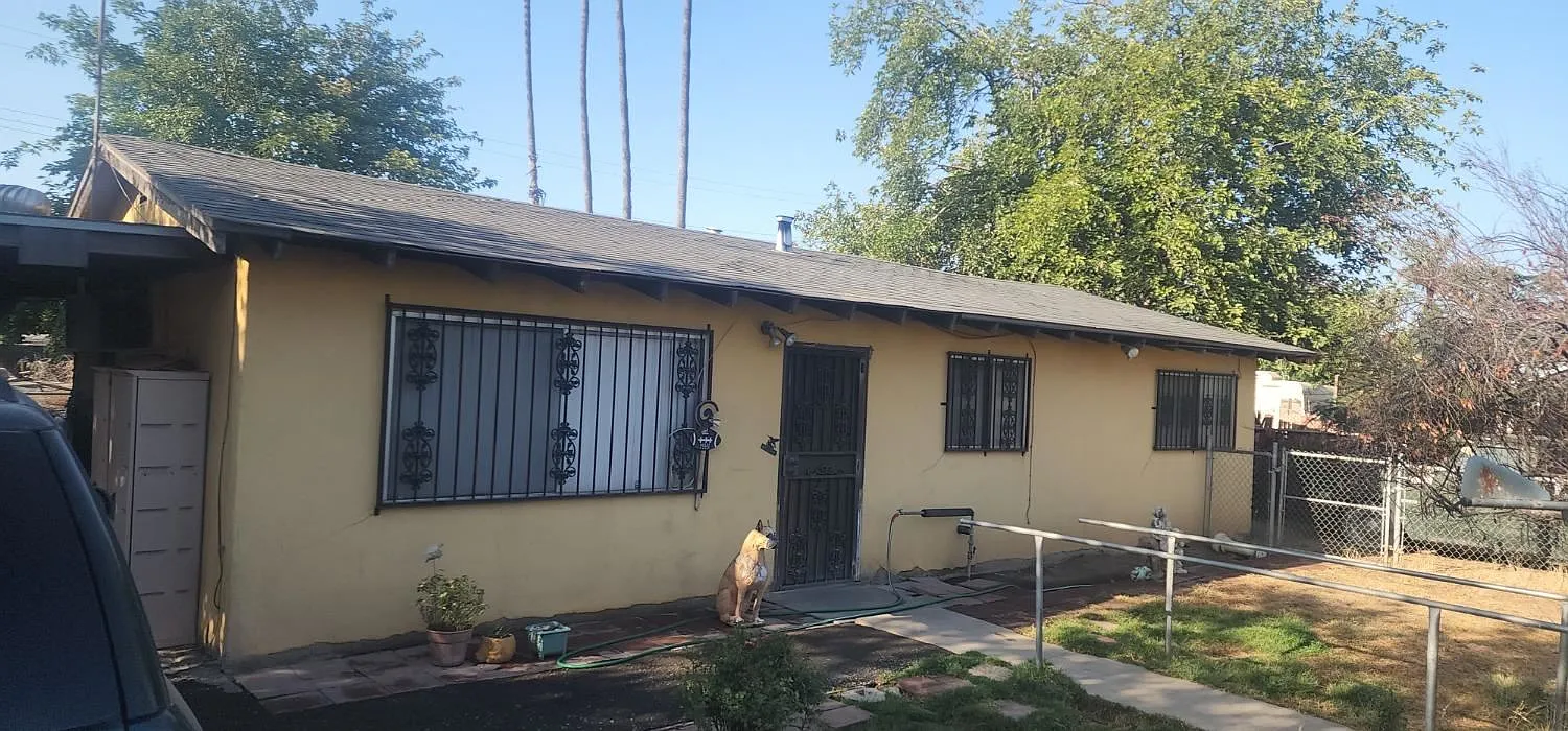 1784 E Dorothy Ave photo 1