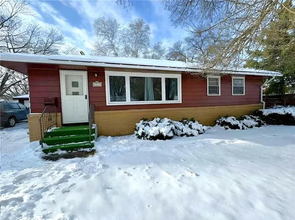 5943 Vincent Ave N, Brooklyn Center, MN 55430
