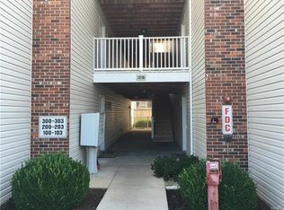 1216 River Chase Dr #6, Arnold, MO 63010