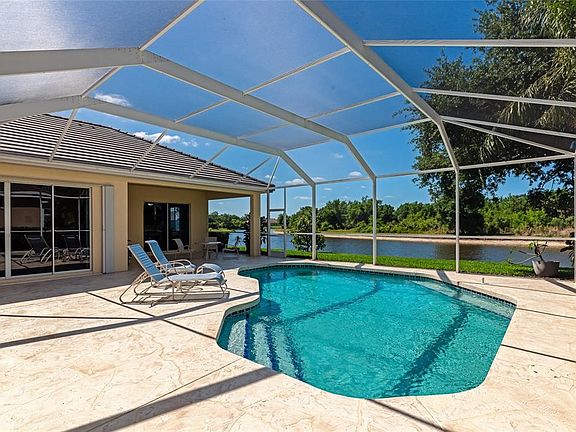 3rd image of 4956 Bridgehampton Blvd