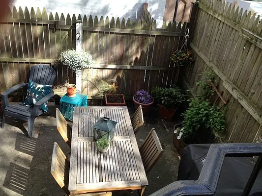 Rented by Picture Realty Inc. | media 8