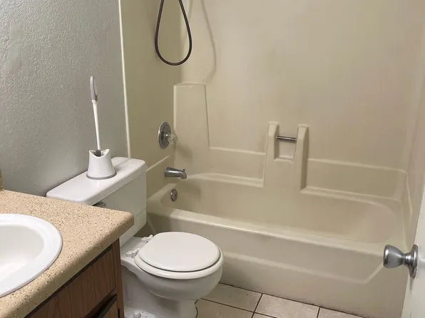 2813 E. Paradise Lane (LW), 2813 E Paradise Ln APT 201, Phoenix, AZ 85032