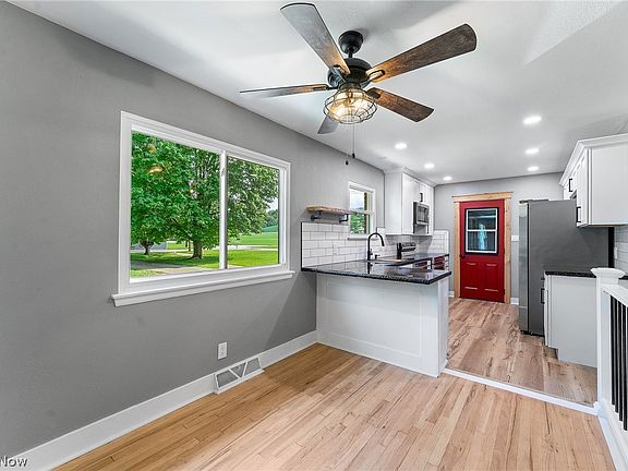 2nd image of 2435 Canfield Rd