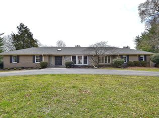 9721 Overlea Dr, Rockville, MD 20850