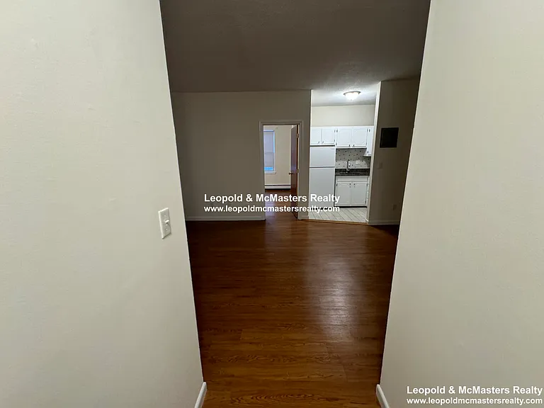 South Huntington Apartments — Photo 38