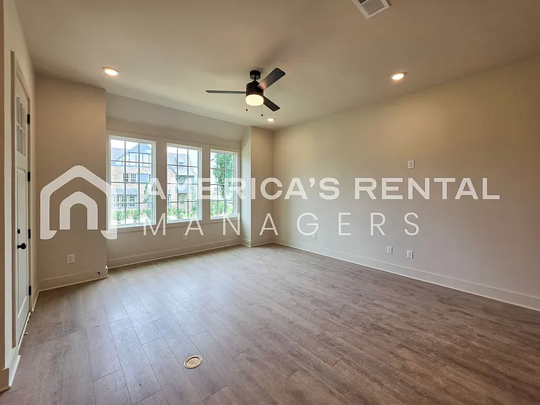 4422 Foxcote Ln — Photo 21