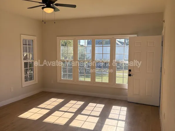 1607 W 49th St #1609, Los Angeles, CA 90062