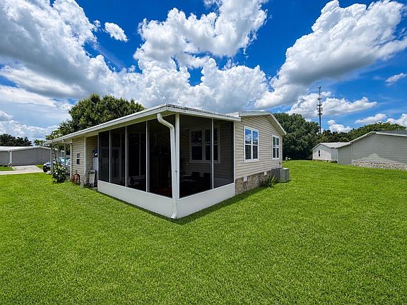 2nd image of 1265 Windmill Ridge Loop
