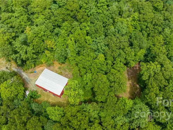 251 Willow Ln, Rosman, NC 28772