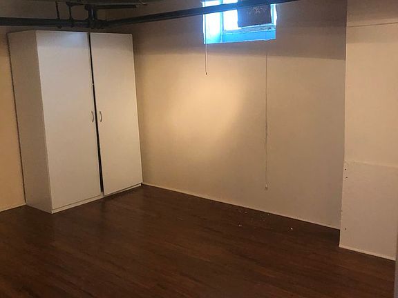 2nd image of 821 6th St SE APT 1