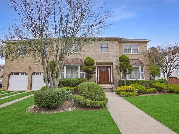80 Venus Pl, Staten Island, NY 10312