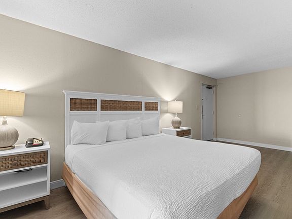 5th image of 1501 S Ocean Blvd. #1032