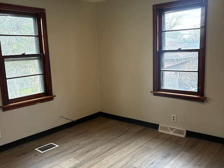 262 Indian Church Rd #UR — Photo 5