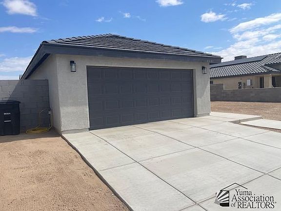 4th image of 4680 E San Pedro St