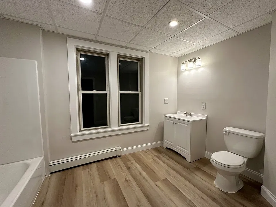 19 Andrews Ave #1