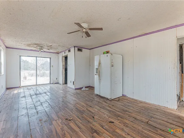 407 N 14th St, Gatesville, TX 76528
