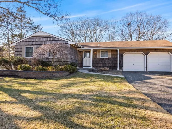 14 Fairway Drive, South Setauket, NY 11720
