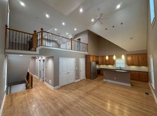 (Undisclosed Address), Columbus, OH 43201