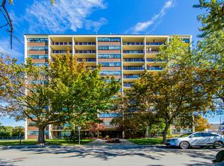 155 Navy St #1-BEDROOM, Oakville, ON L6J2Z7
