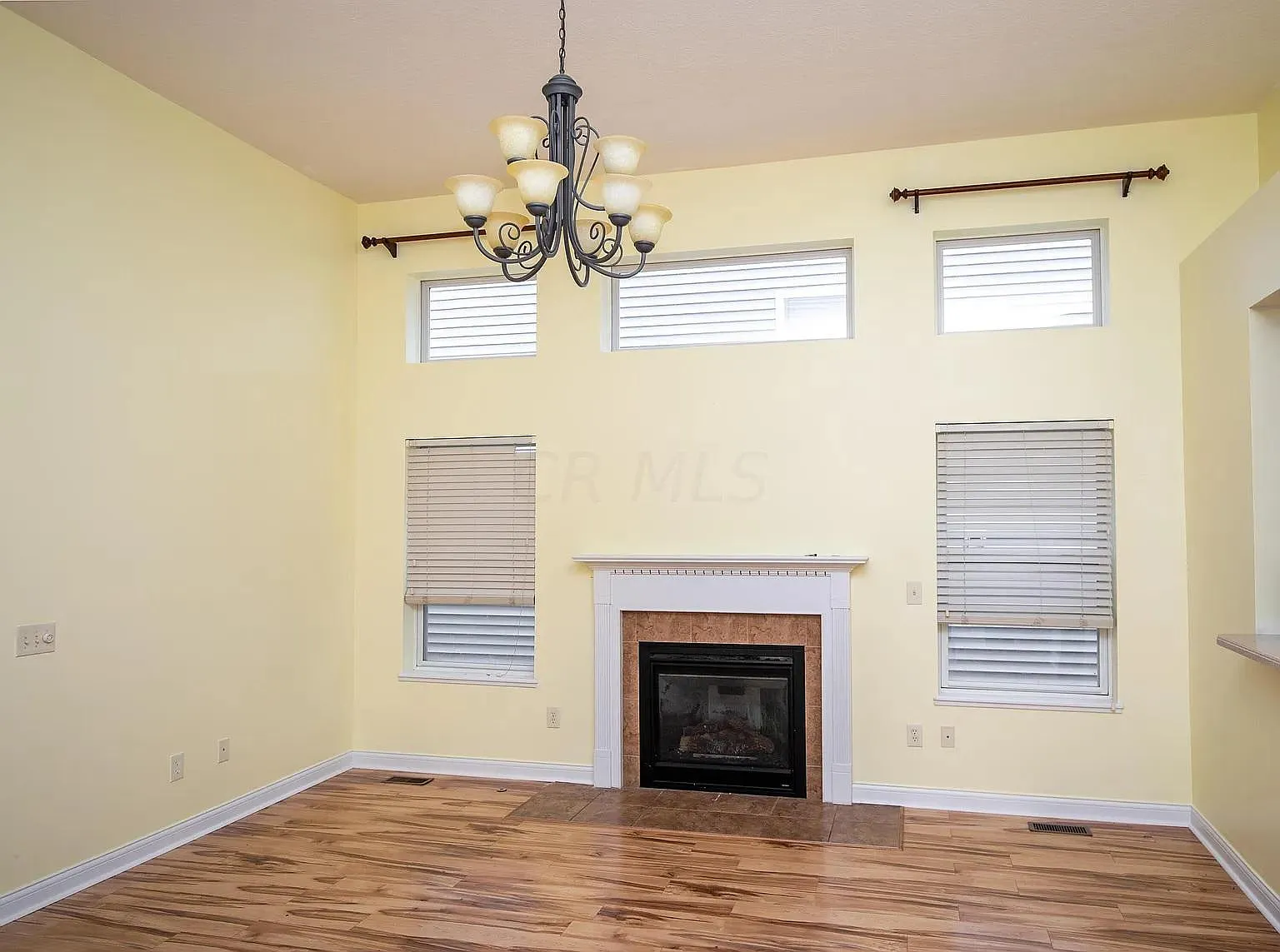 4 bed, 1556 sqft, $2,500 — Photo 4