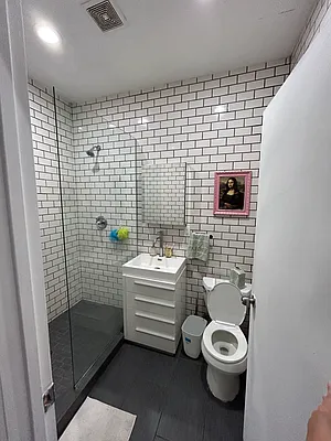 Rented by Triumph Property Group | media 8