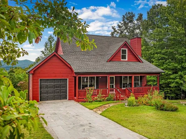 132 New Berry St, Ellijay, GA 30540