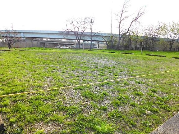 4th image of 1821 Watkins Ave Lot 3