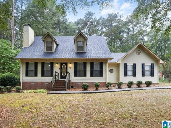 136 Twin Oaks Dr, Oneonta, AL 35121