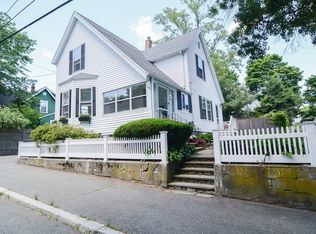 372 Grove St, Melrose, MA 02176