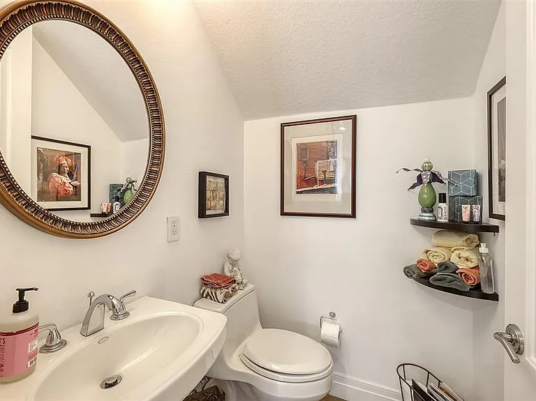 235 Cocoanut Ave #128E — Photo 25