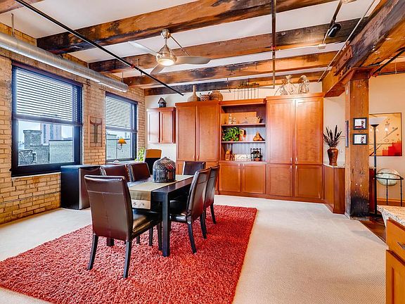 3rd image of 406 Wacouta St Unit 607