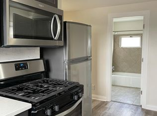 1204 Beacon St #3, East Chicago, IN 46312