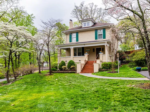 3002 Maywood Rd SW, Roanoke, VA 24014