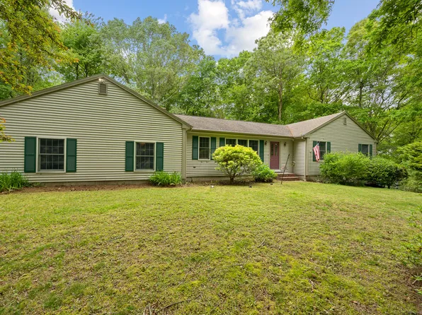 10 Thames View Pentway, Ledyard, CT 06335