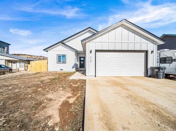 215 W Menefee Street, Mancos, CO 81328