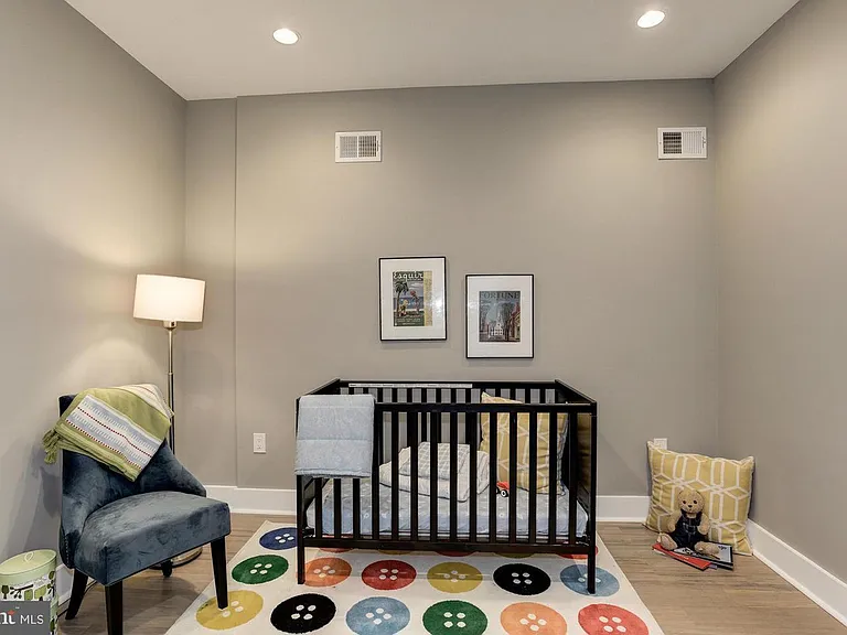3015 Warder St NW #1 — Photo 9