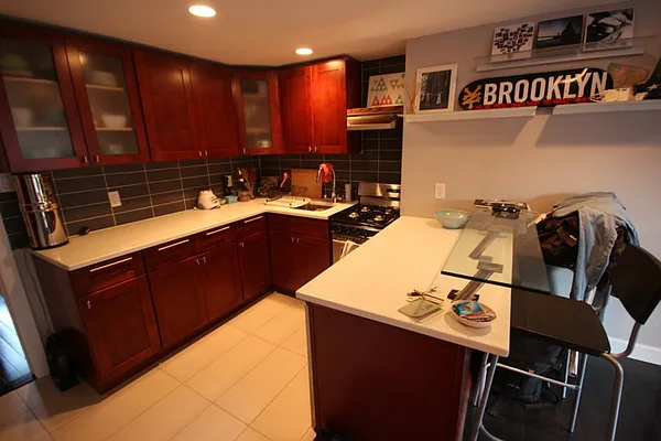 Rented by MNS | media 17