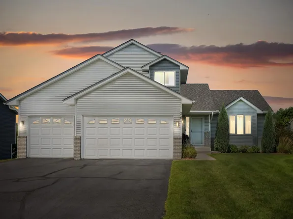267 Pendryn Hill Ct, Woodbury, MN 55125