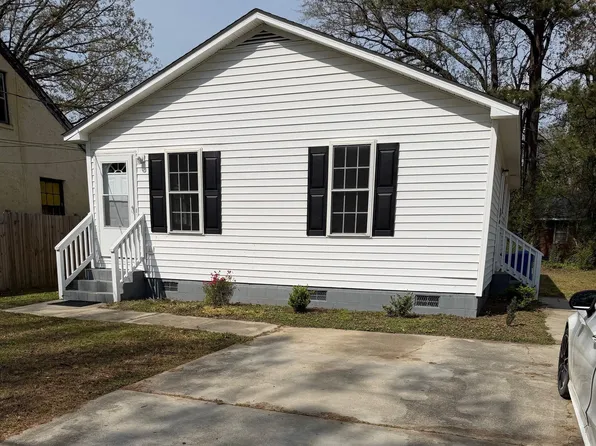 1319 Carolina Street E, Wilson, NC 27893