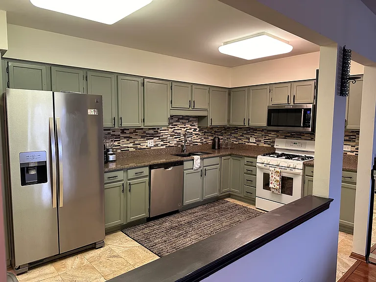 5360 N Lowell Ave #505 — Photo 3