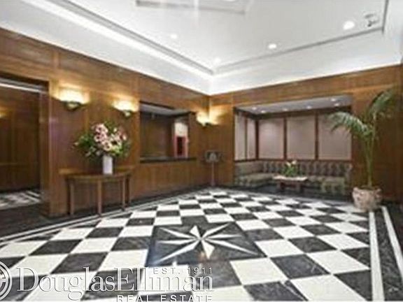 5th image of 45 W 67th St APT 14G