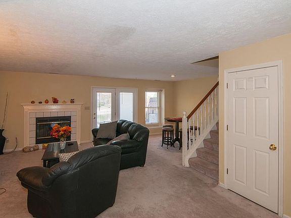 4th image of 9140 Backwater Dr