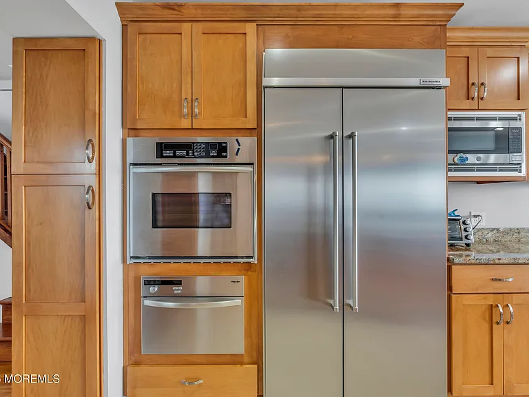 492 Ocean Ave — Photo 10