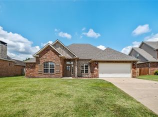 608 SW Meadow Point, Bentonville, AR 72712