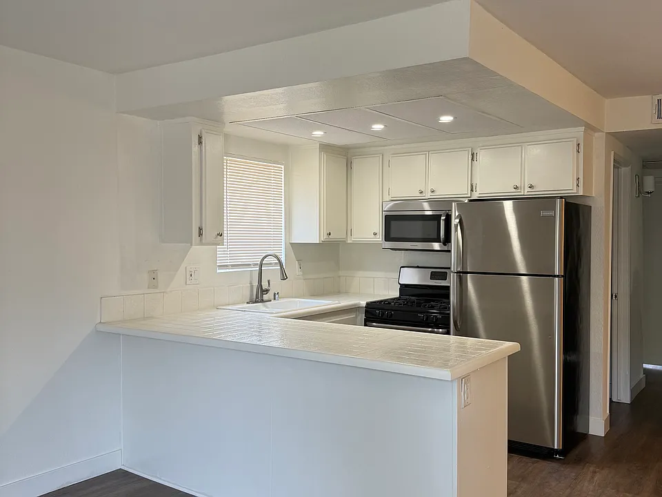 Kitchen with appliances
