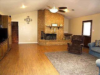 5th image of 609 Tierra Berrenda Dr