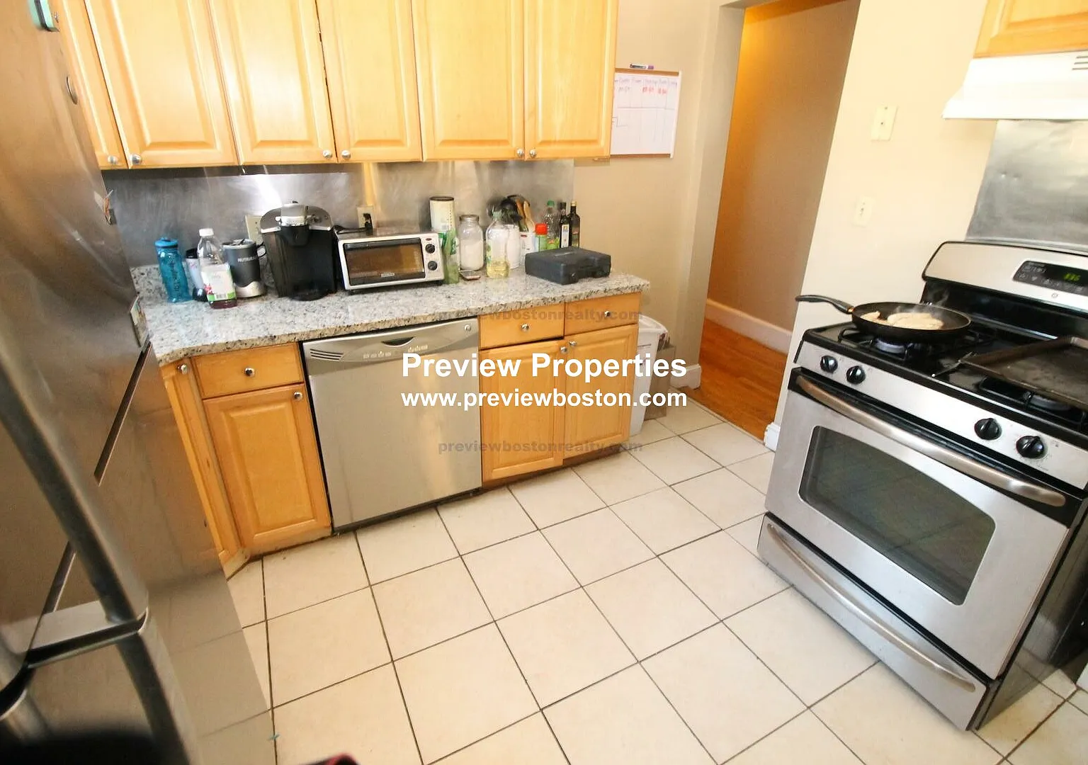 4 bed, 2.0 bath, $4,500 — Photo 4